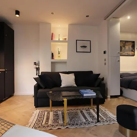 Appartamento Joli Le Marais - 1'min Rambuteau Station Parigi